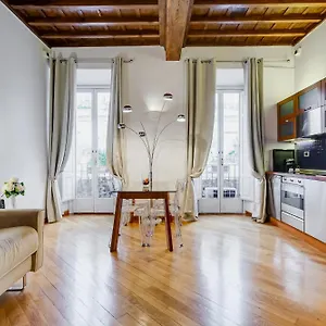 barberini-exclusive-loft.it-romehotels.com/